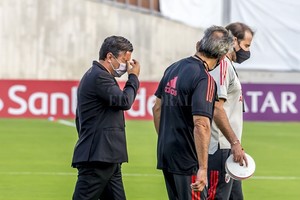 ELLITORAL_376727 |  NA El  Muñeco  Gallardo sufrió bajas masivas en un momento clave: el superclásico, que será además un choque eliminatorio.