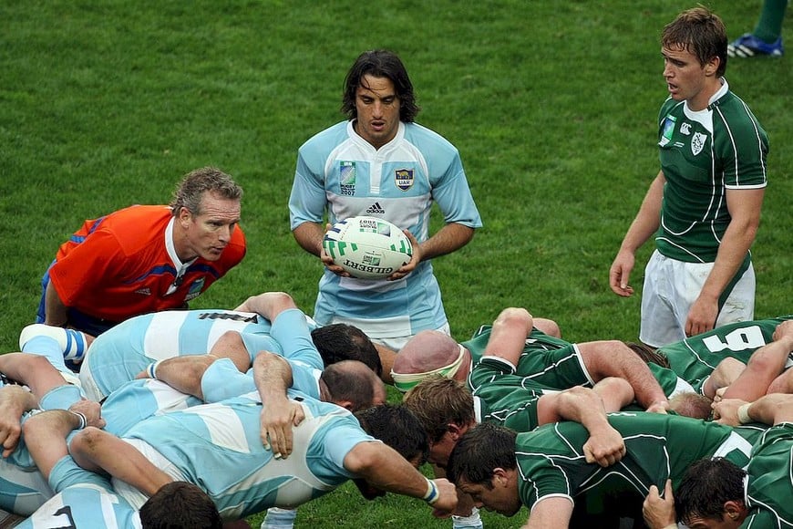 ELLITORAL_297887 |  AFP Pichot y el scrum. Una tradicional formación argentina.