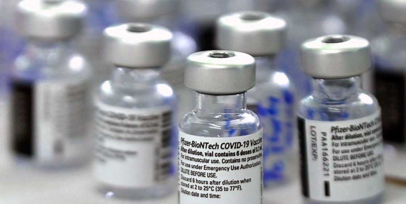Desde el Gobierno aseguran que las primeras vacunas de Pfizer "van a llegar a partir de septiembre"