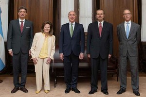 ELLITORAL_401949 |  Gentileza Los ministros entran en tiempo de definición.