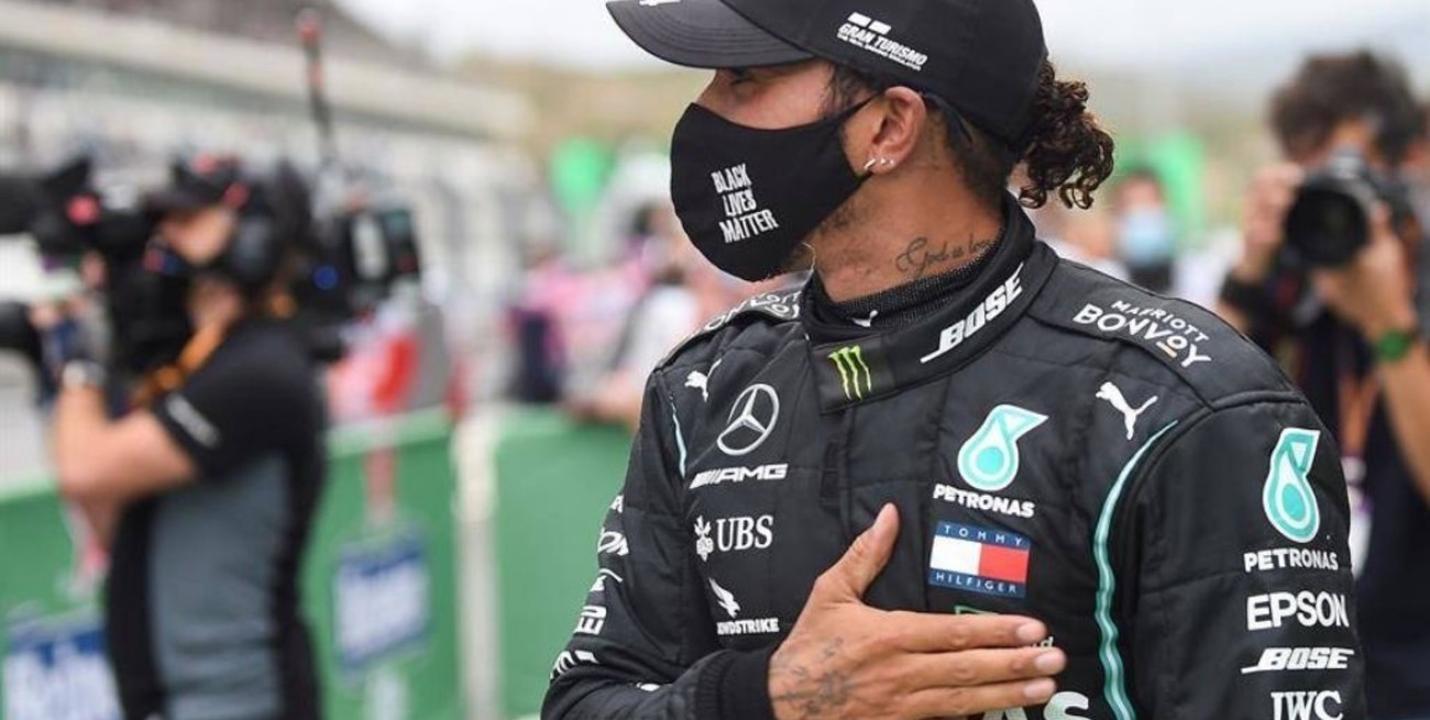 Hamilton asegura que "no hay presión" para renovar con Mercedes