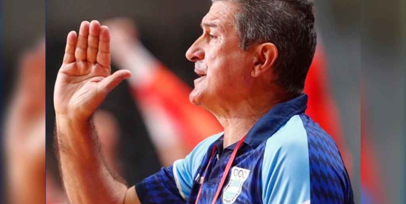 Manuel Cadenas: "No es suficiente jugar bien solamente un tiempo para ganarle a Brasil" 