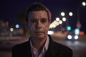 Gentileza Pollo Epstein Soy una persona muy simple a veces y muy compleja otras, y entre esas dos puntas tengo también mil matices , asume Fernando Cabrera.