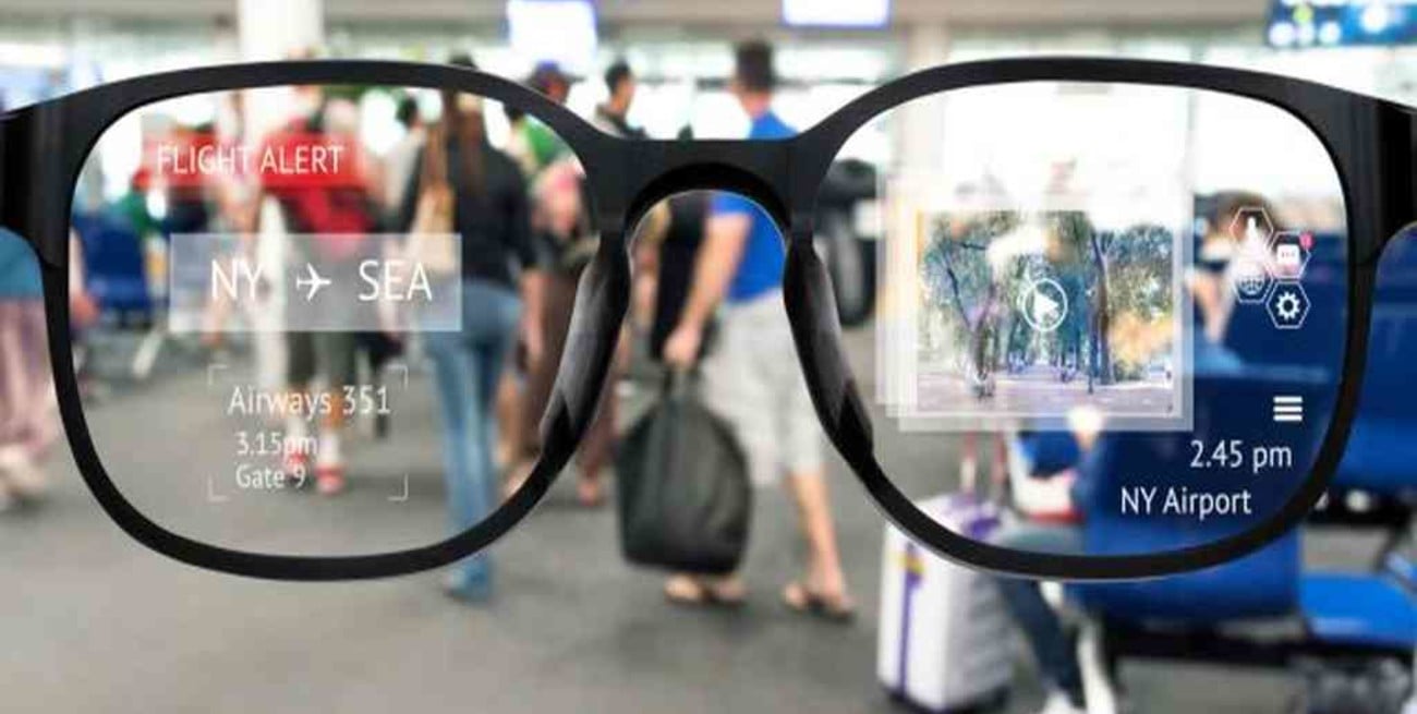 Facebook y Ray-Ban lanzaron gafas "inteligentes"