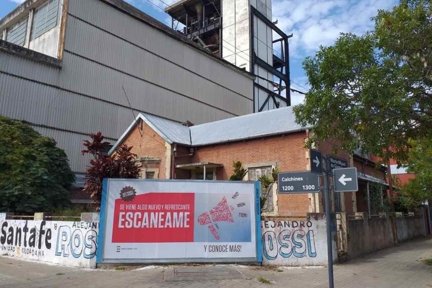 ELLITORAL_370736 |  Gentileza Otro. Un cartel más, con el código.