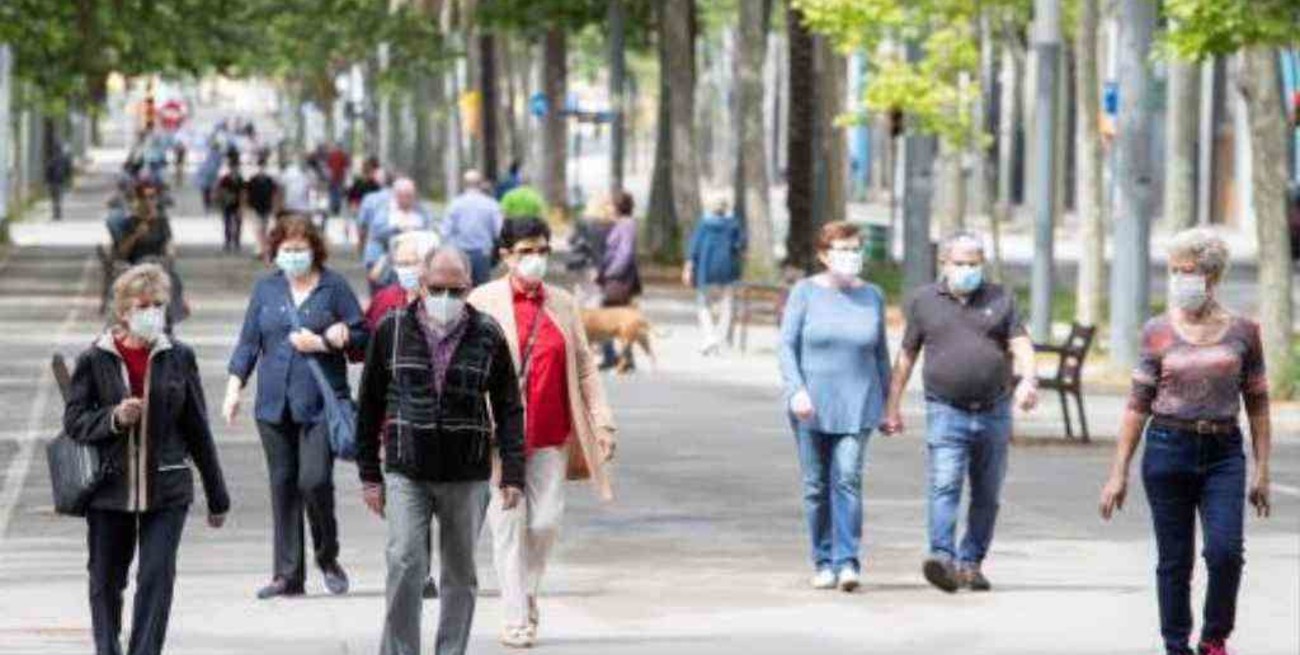 España: el 73% de la población apoya multar a quien no use mascarilla al aire libre