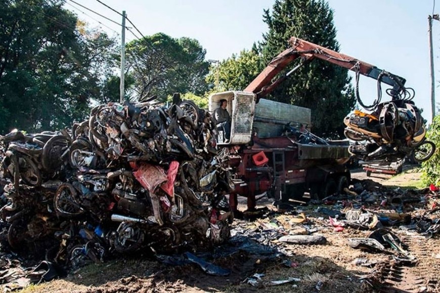 ELLITORAL_380611 |  Gentileza