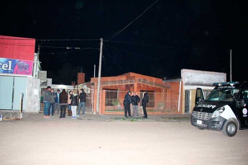 ELLITORAL_344263 |  Archivo El Litoral El asesino ingresó con llave y por el frente a la vivienda de las víctimas, ubicada en calle Paraná Nº 50, la madrugada del 7 de agosto de 2016.