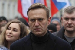 Internaron por envenenamiento a Alexei Navalny, lider opositor de Putin en Rusia