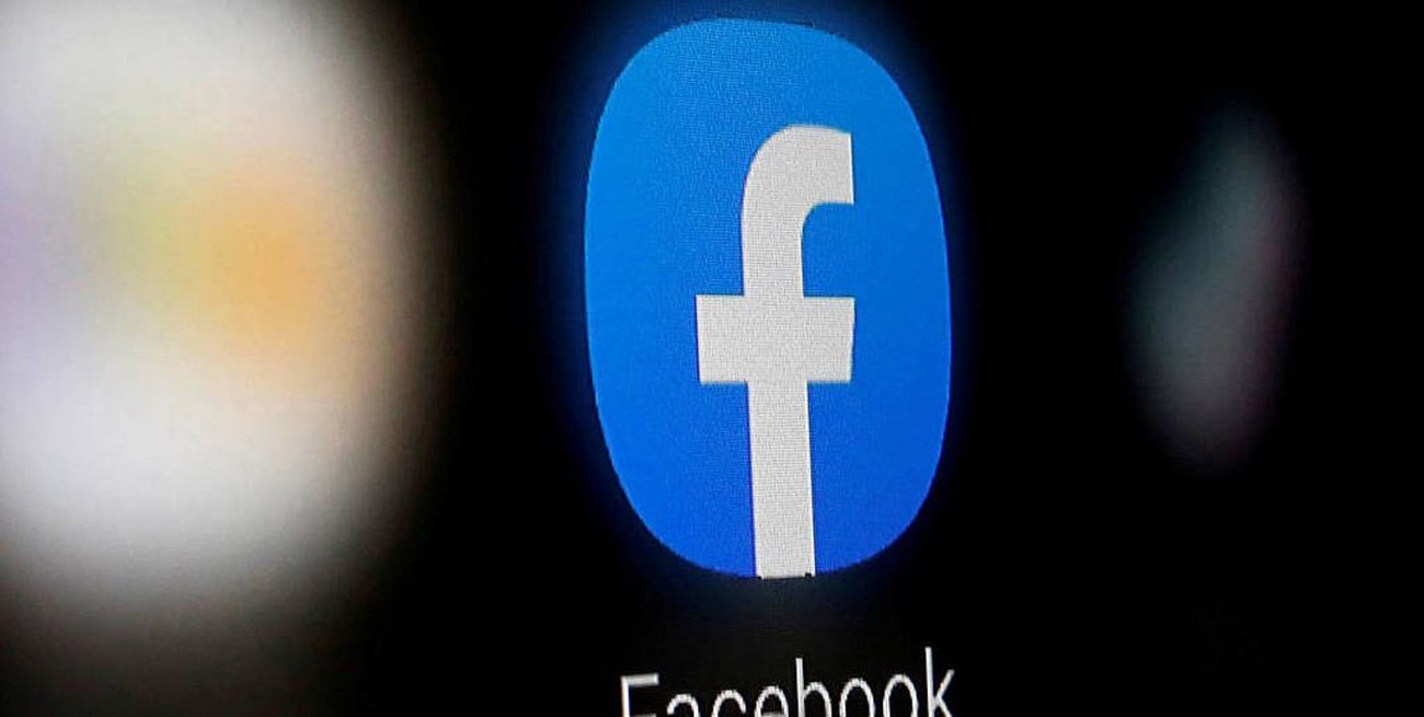 Alemania prohíbe por tres meses a Facebook utilizar los datos de WhatsApp