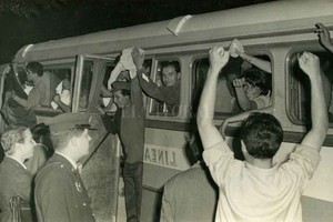 ELLITORAL_343851 |  Archivo El Litoral Los hinchas sabaleros que fueron a Buenos Aires aquél 14 de diciembre de hace 55 años y que asistieron a un espectáculo histórico e inolvidable.