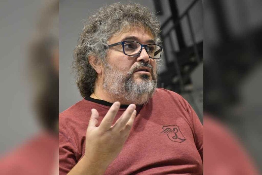 ELLITORAL_364434 |  Pablo Aguirre El impacto de un paro aceitero es importante porque el 50% de las divisas que el entran al país por exportaciones son de los agronegocios .