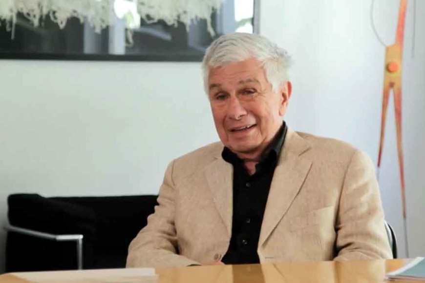 ELLITORAL_337352 |  Archivo. Cuando alguien decide elevar la vara empuja todo hacia arriba. En ese sentido, la gente de CAM tiene fuerza y convicciones para hacer las cosas bien , señaló Dujovne.