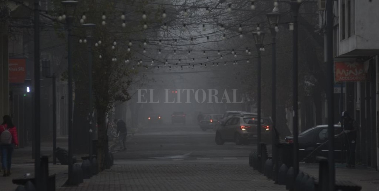 Martes con neblina y temperatura moderada en la ciudad de Santa Fe