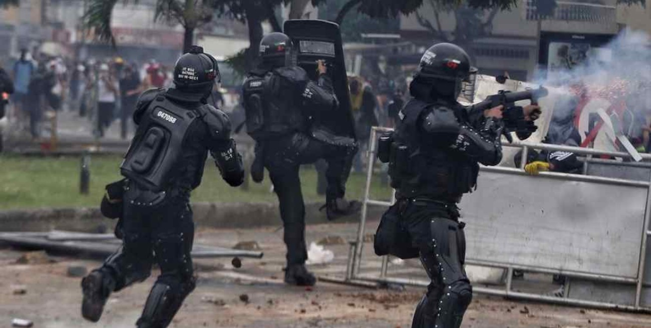 Ya son dos los muertos en dos días durante las protestas en Bogotá