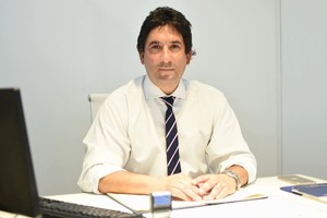 Gentileza Carlos Clemente, Presidente F.I.D.R