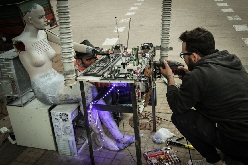 ELLITORAL_393009 |  a24