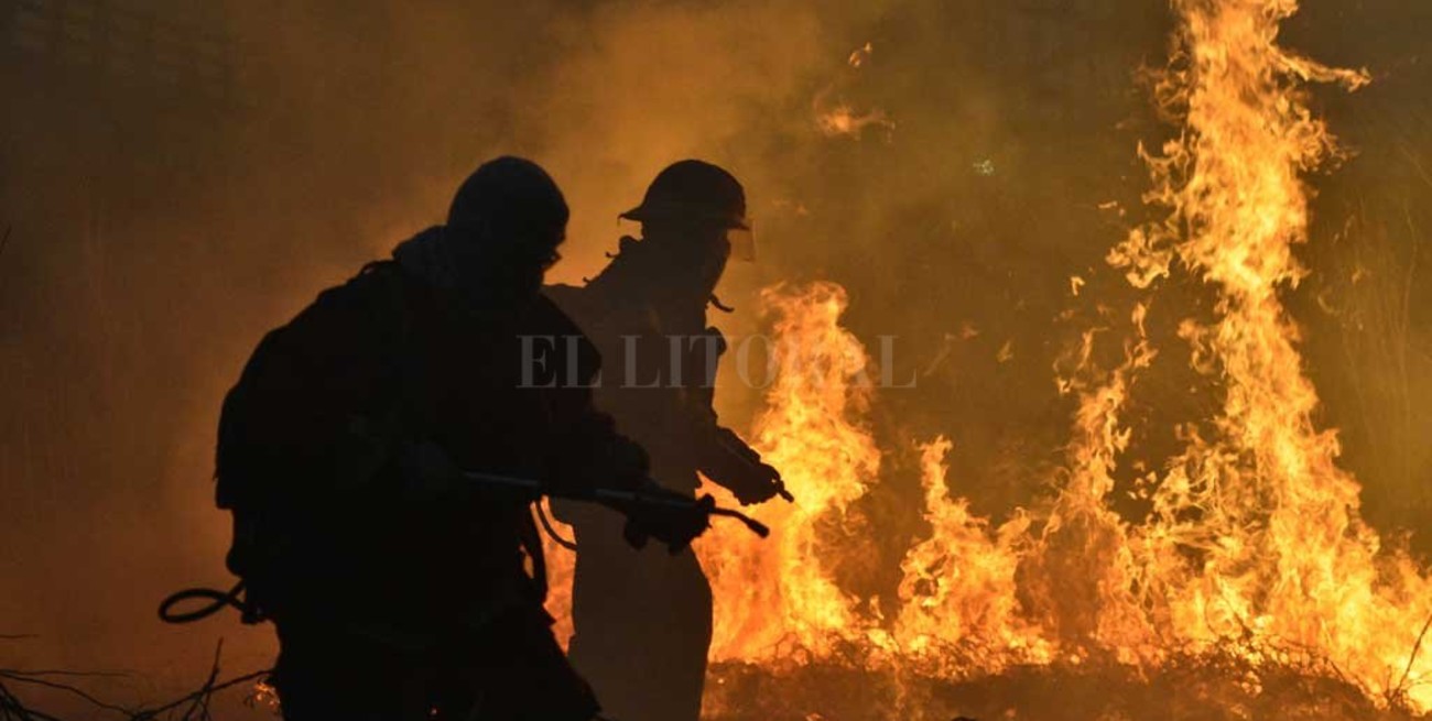 Bomberos Zapadores debieron  sofocar 19 incendios en 24 horas
