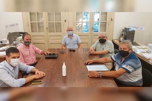 Gentileza Referentes de UTHGRA Seccional Santa Fe manifestaron su preocupación por las condiciones irregulares de empleo que afecta a los trabajadores.