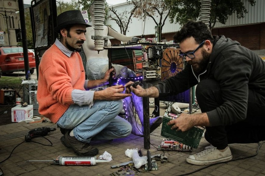 ELLITORAL_393010 |  a24