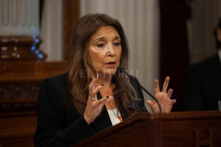 ELLITORAL_328045 |  Archivo El Litoral La Defensoría de los Derechos de Niñas, Niños y Adolescentes fue creada en 2005, pero recién fue ocupada a fines de febrero de este año, cuando el Senado aprobó el pliego de Marisa Graham y ella juró para el cargo.