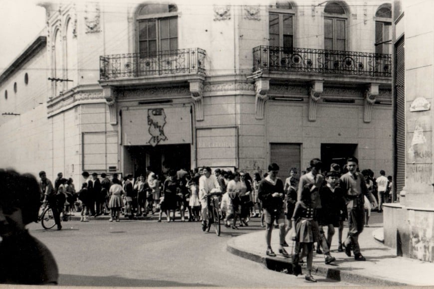 ELLITORAL_360805 |  Archivo El Litoral Cineclub San Martín y Corrientes.