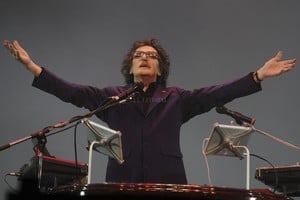 Archivo El Litoral Charly García en el año 2013 en el Teatro Colón