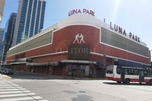 ELLITORAL_368846 |  El Litoral El Luna Park, un templo inigualable, arquetipo de tiempos nostálgicos de una Buenos Aires que vivía sábados inolvidables de boxeo.