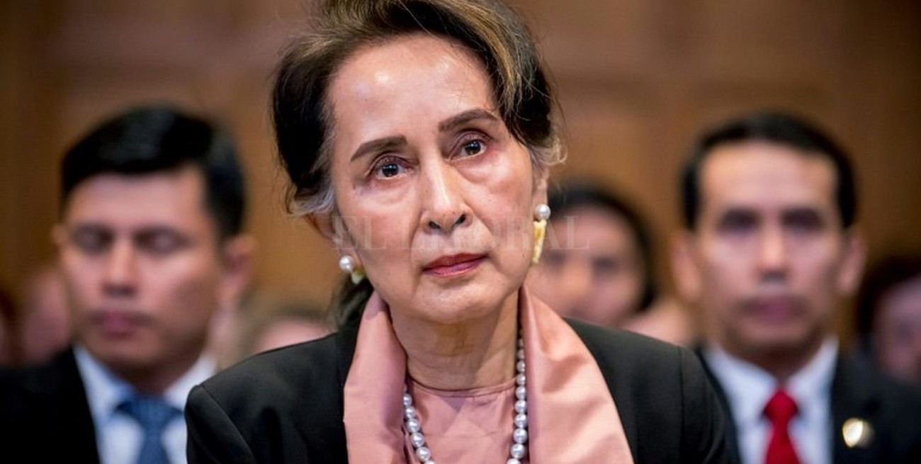 Suu Kyi compareció ante un tribunal por primera vez desde el golpe de Estado en Birmania