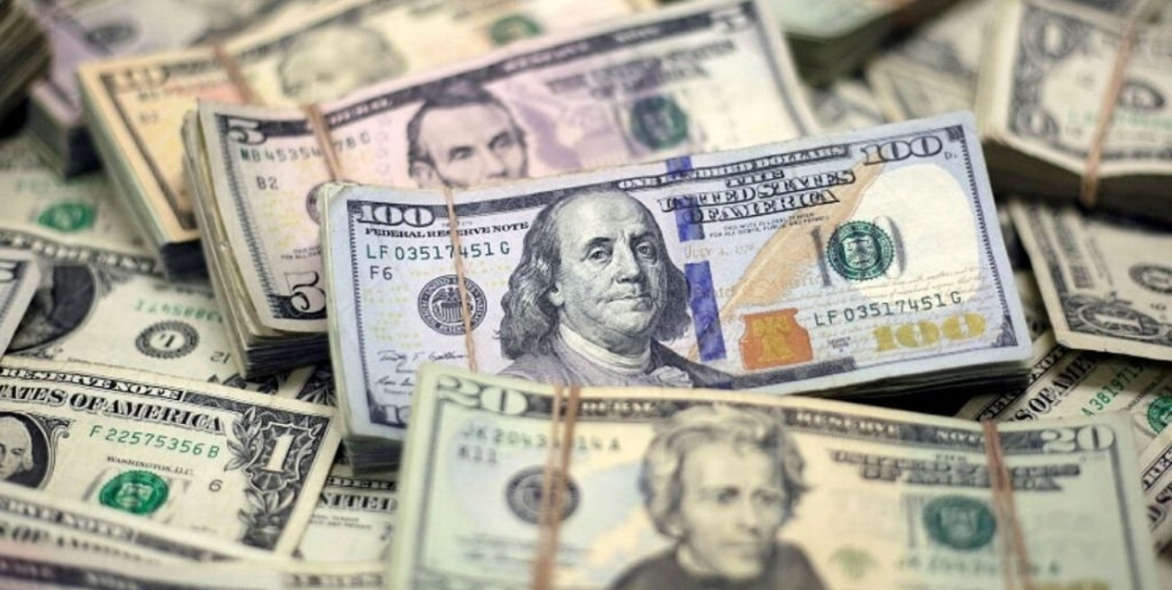 Confirmaron mayores restricciones al cepo al dólar
