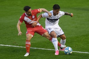 ELLITORAL_398034 |  Télam Telam, Buenos Aires, 18 de agosto de 2021: Gimnasia Esgrima de La Plata enfrenta a Argentinos Juniors, en cancha de Banfield, por los octavos de final de la Copa Argentina.Foto: Maximiliano Luna/cf/Telam