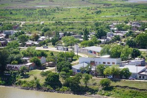 Fernando Nicola (Drone) El dispensario del distrito costero de Alto Verde se podría quedar sin atención al público si no se designa un reemplazo al personal médico ausente por licencia y por casos de Covid.