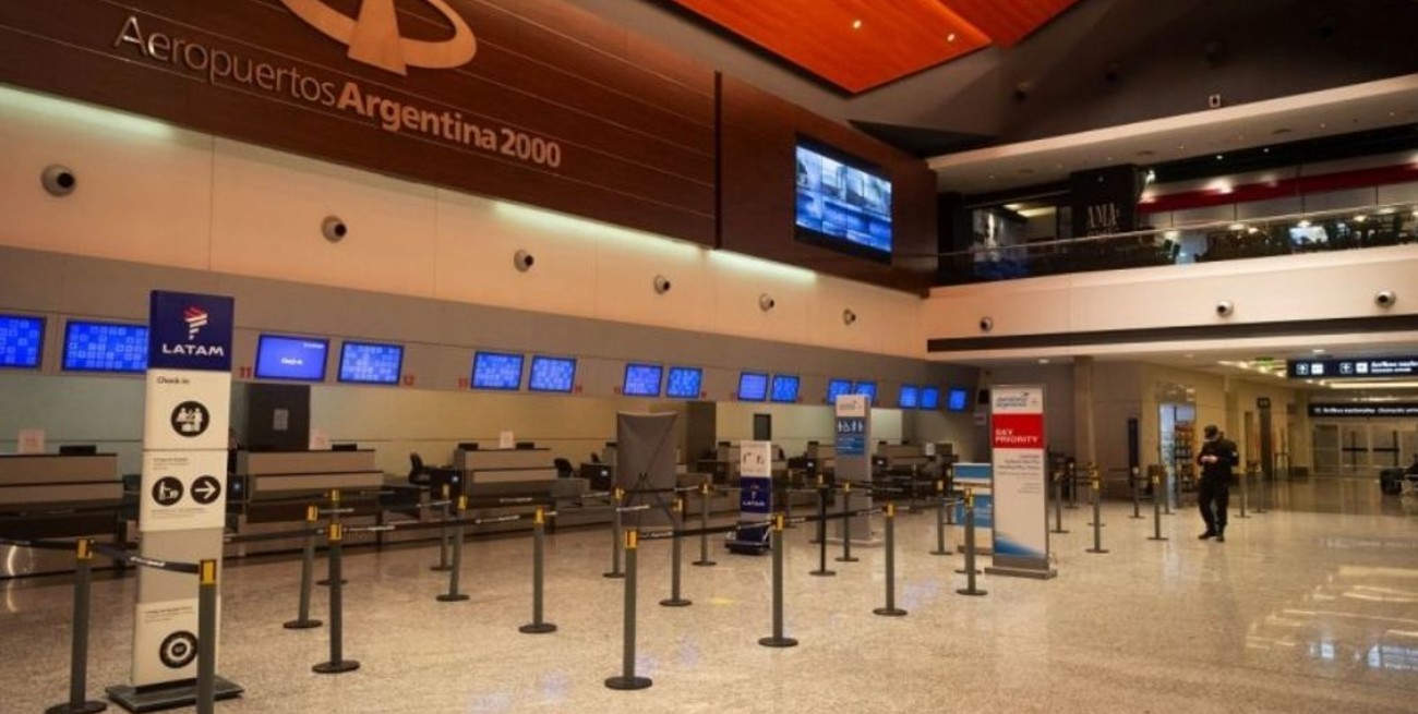 El aeropuerto de Mendoza fue habilitado como "corredor seguro"
