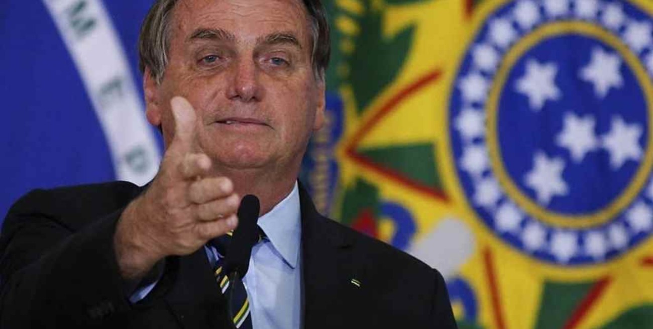 "No tengo cómo saber lo que pasa en los ministerios", dijo Jair Bolsonaro sobre escándalo de las vacunas  
