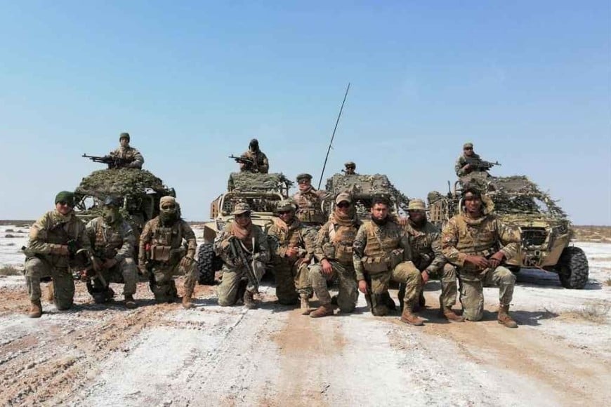 ELLITORAL_371772 |  Gentileza Vehículos de exploración Polaris y su tripulación.