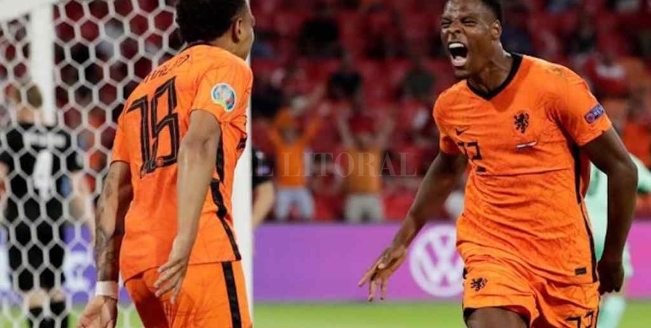 Países Bajos volvió a ganar y se clasificó a los octavos de final de la Eurocopa
