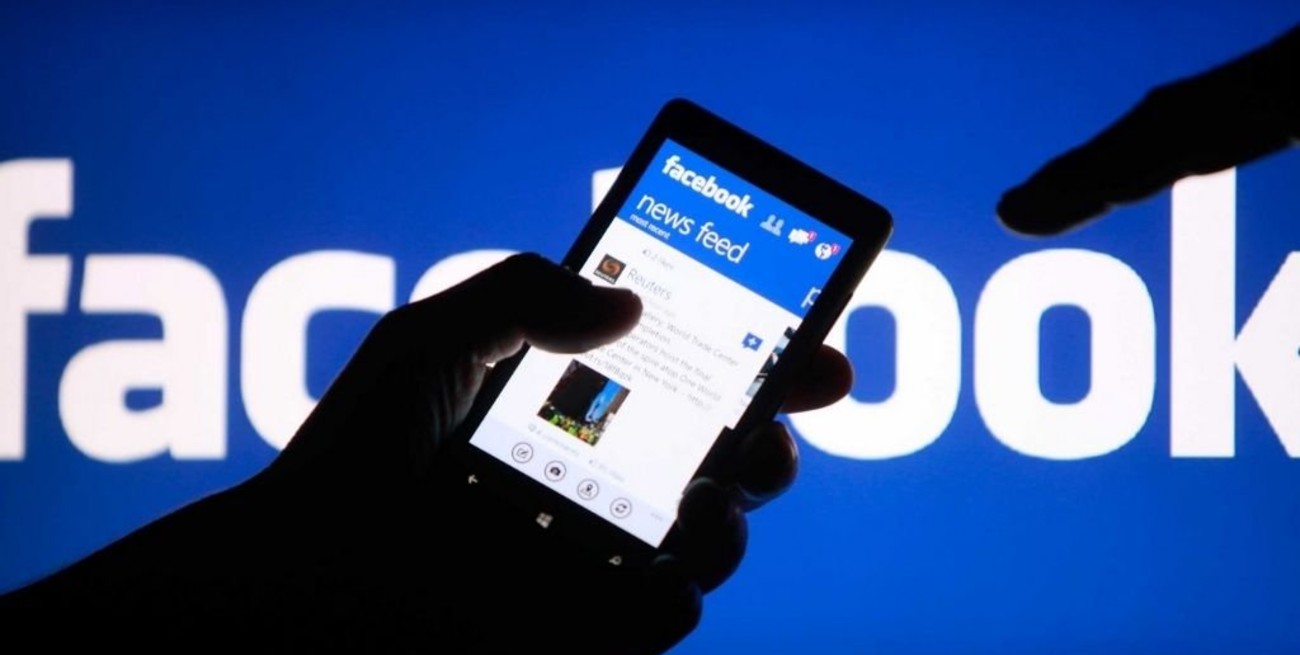 Facebook amenaza con bloquear noticias en Australia