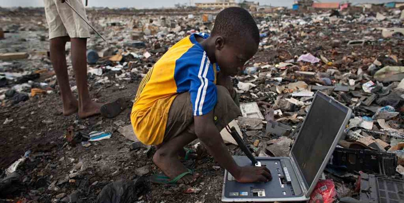 La OMS advierte que el aumento de los desechos electrónicos afecta a la salud de niños y embarazadas