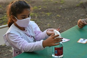 ELLITORAL_359635 |  Télam Telam 03/02/2021
Córdoba : Cerca de ocho millones de estudiantes iniciarán sus clases en 16 provincias en la primera semana de marzo con un sistema bimodal que combinará actividades presenciales y otras a distancia, más protocolos de bioseguridad y vacunación del personal educativo en el marco de la pandemia de coronavirus.
Foto: Archivo
foto Laura Lescano