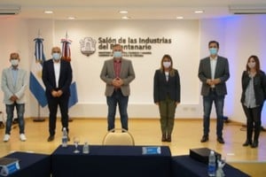 ELLITORAL_373065 |  Gentileza Funcionarios provinciales presentaron el programa.