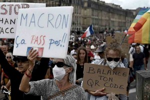 Imagen ilustrativa Una multitud se manifiestan en decenas de ciudades de Francia contra el pase sanitario y la vacunación obligatoria.