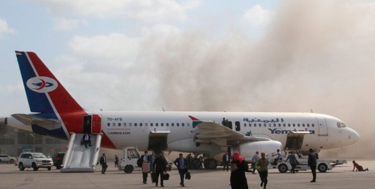 Al menos 10 muertos tras un atentado en el aeropuerto de Yemen 
