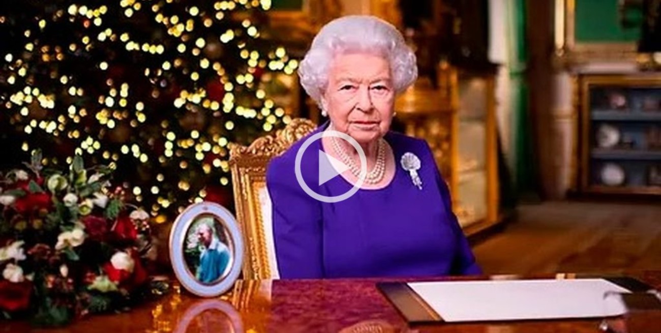 La reina Isabel II destacó el "espíritu indómito" de los británicos durante su tradicional saludo navideño