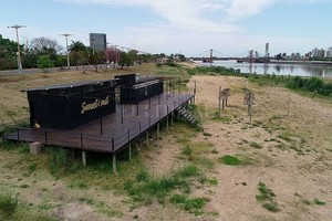 Fernando Nicola Para el próximo 15 de noviembre, el municipio deberá tener las playas en condiciones, día en que tradicionalmente quedan habilitadas para celebrar el aniversario de la ciudad.