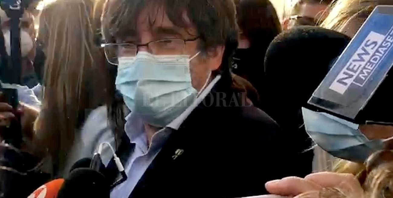 Puigdemont quedó en libertad y podrá salir de Italia