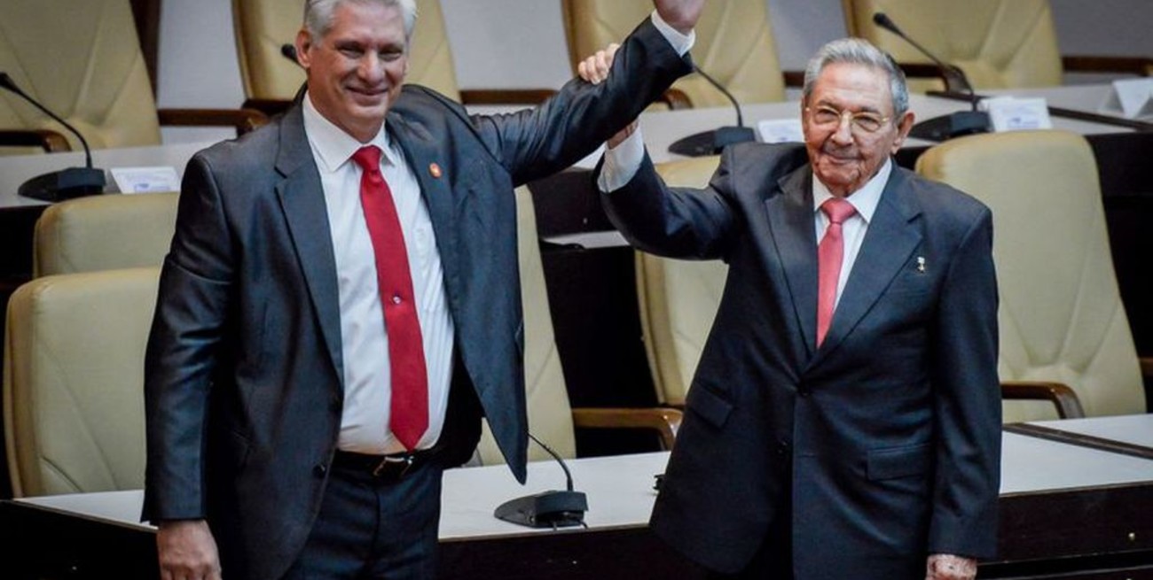 Cuba: Miguel Díaz - Canel es el  nuevo Secretario del Partido Comunista tras la salida de Raúl Castro