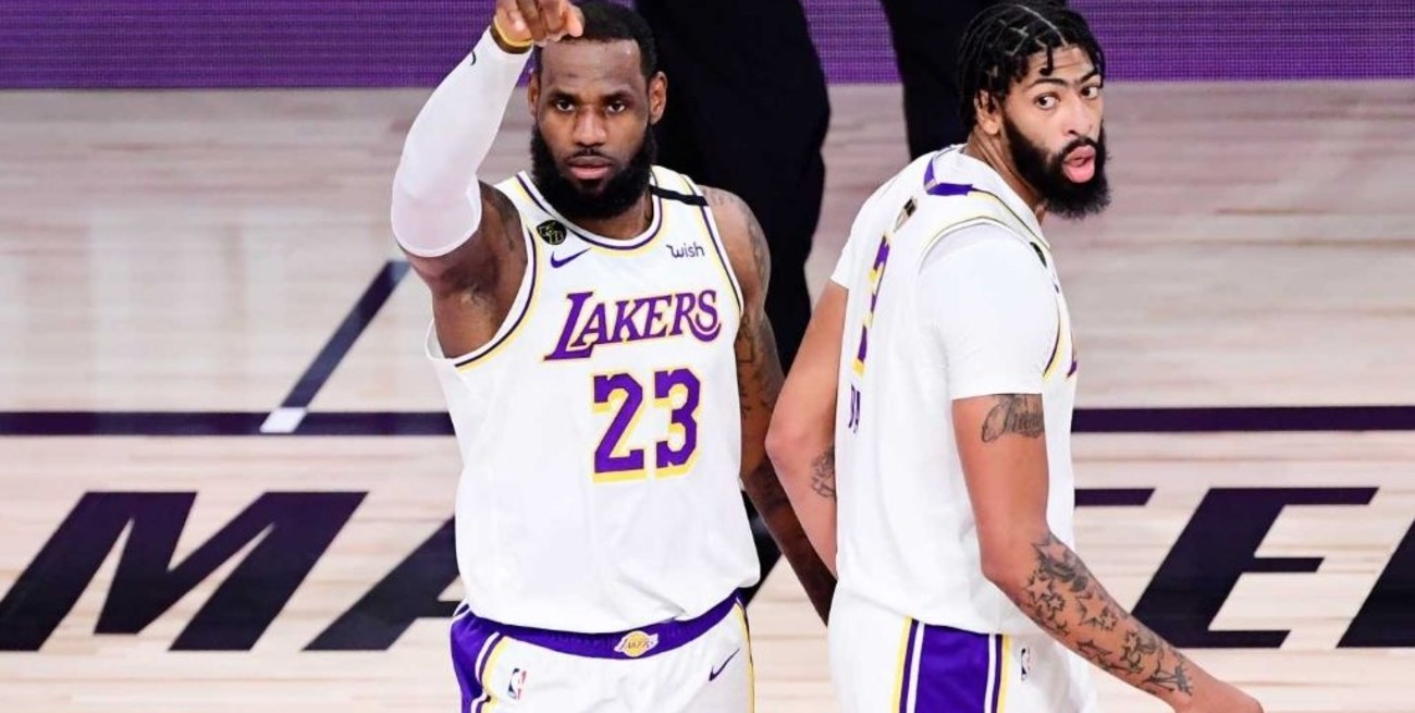 Los Lakers tendrán a seis de los doce jugadores más veteranos de la NBA