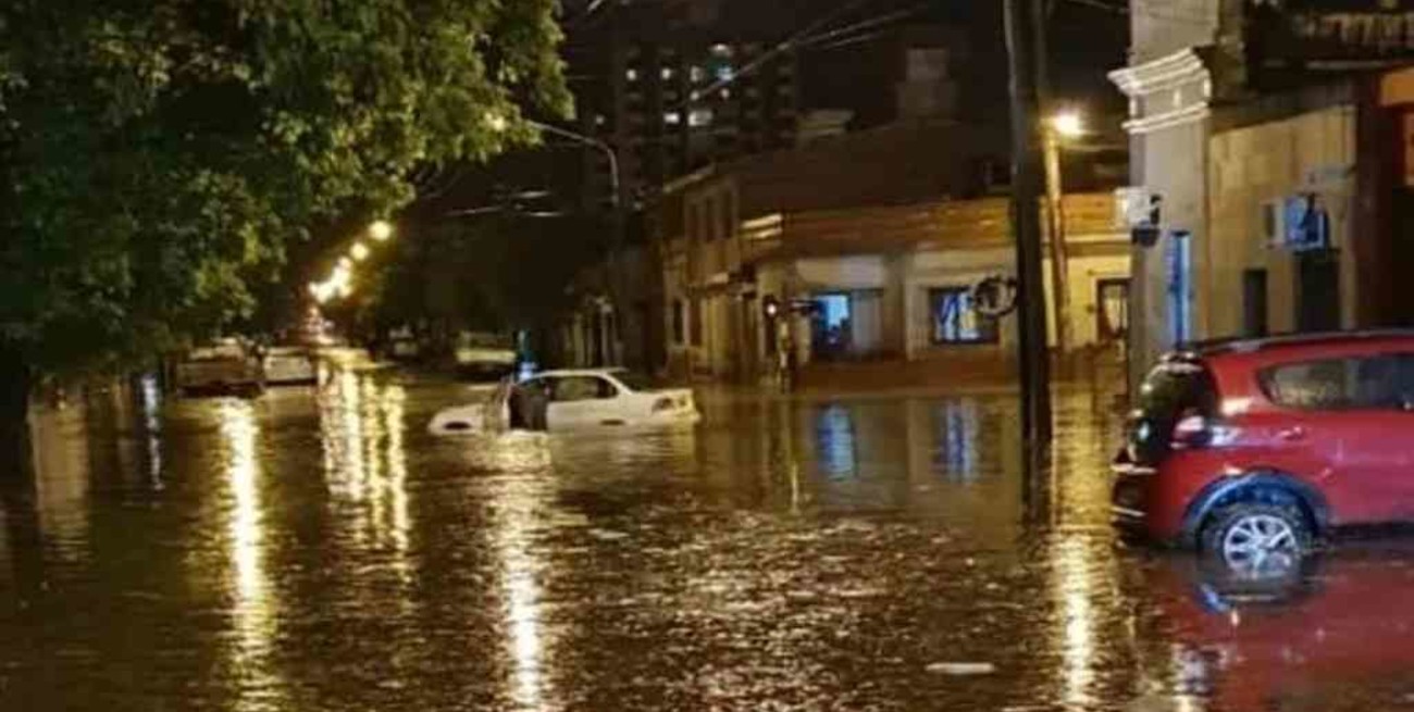 Fuerte temporal en Salta con granizo, inundaciones y vientos fuertes