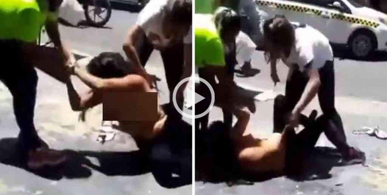 Tucumán: comerciantes capturaron a una supuesta mechera, la golpearon y la desnudaron en plena calle