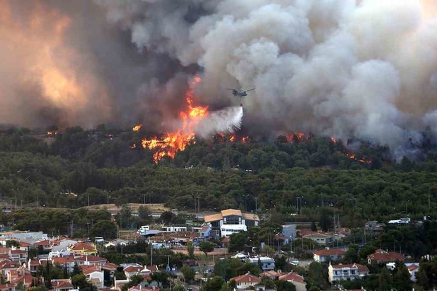 ELLITORAL_395216 |  Twitter La Unión Europea moviliza medios para sofocar los incendios en Italia, Grecia y los Balcanes.